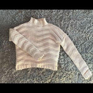Moon & Madison turtle neck sweater